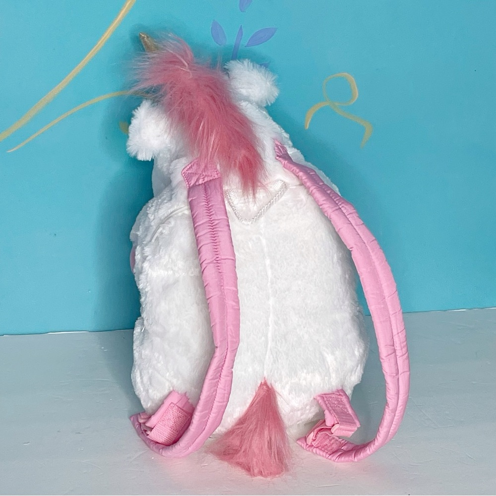 OFFICIAL Universal Studios Despicable Me “Minion Mayhem” Unicorn Plush Backpack - Picture 4 of 10